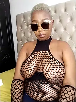 Snapshot of CuteBootyBae chatting on September 20, 8:56 am CuteBootyBae online show from September 20, 8:56 am