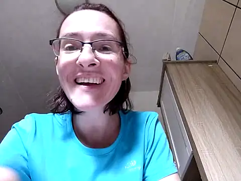 Snapshot of Milky_hairy_mommy chatting on October 9, 8:29 am Milky hairy mommy online show from October 9, 8:29 am