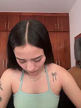 Veronica isaza   online show from September 12, 9:44 pm