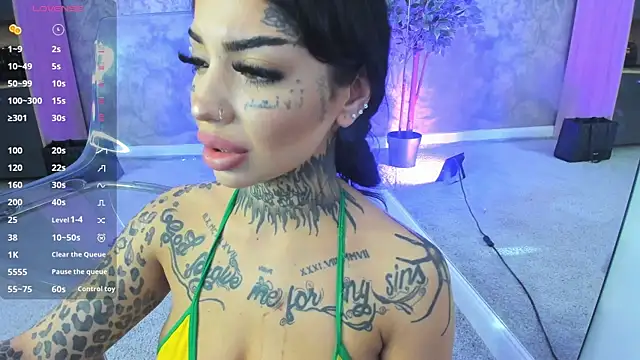 Snapshot of CreamyInkky_ chatting on September 22, 2:26 pm CreamyInkky  online show from September 22, 2:26 pm