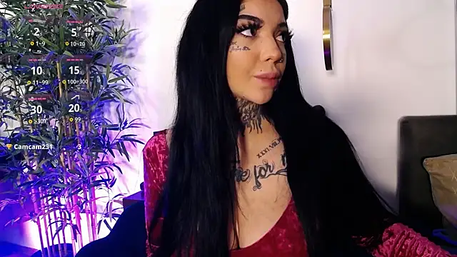 CreamyInkky  online show from April 24, 12:30 pm