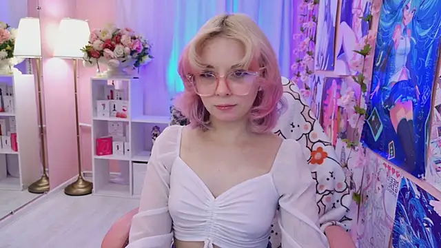 Snapshot of Coconut_Mia chatting on October 16, 3:14 pm Coconut Mia online show from October 16, 3:14 pm