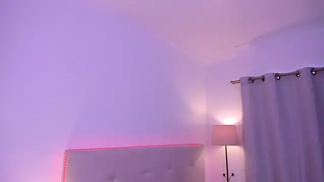 MissMaria online show from March 4, 12:01 pm