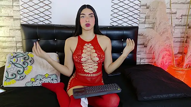 IsabellaTayllor online show from March 26, 12:46 am