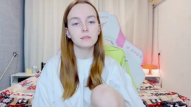 Wild  flowers online show from December 3, 6:54 pm