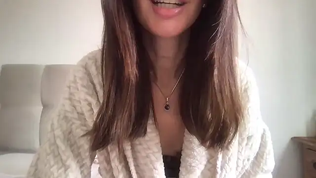 paolajonez online show from October 12, 12:51 pm