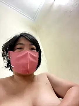 Snapshot of Hachi_Sweetbabie_ chatting on September 13, 9:45 pm Hachi Sweetbabie online show from September 13, 9:45 pm
