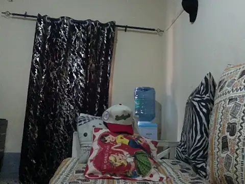 Sexxy bre online show from August 10, 6:28 am