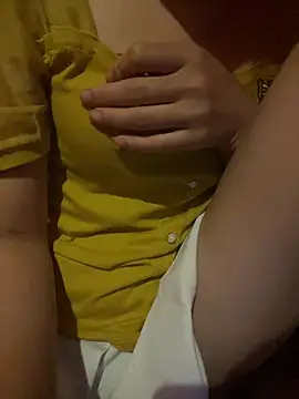 trieungoclnt online show from May 8, 2:04 am
