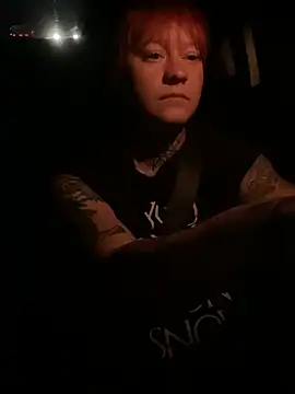 poussichienne online show from July 9, 2:36 am