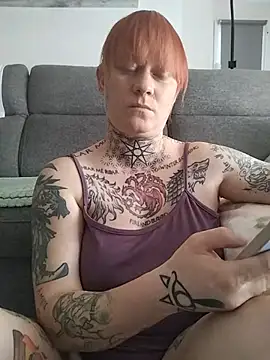 poussichienne online show from August 2, 3:48 pm