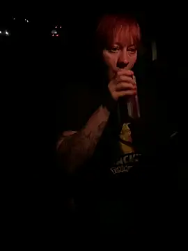poussichienne online show from July 22, 2:34 am