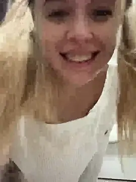 enjoy my beauty online show from April 25, 6:38 am