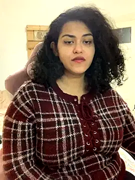 Curvydesifromgermany online show from November 3, 5:55 am