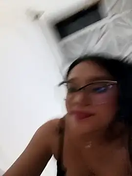 -VICKKY online show from November 28, 10:13 pm