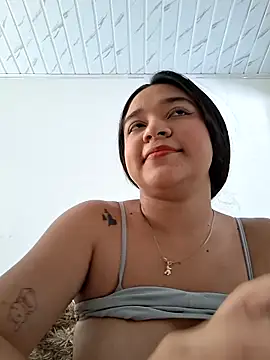 -VICKKY online show from June 10, 7:34 pm