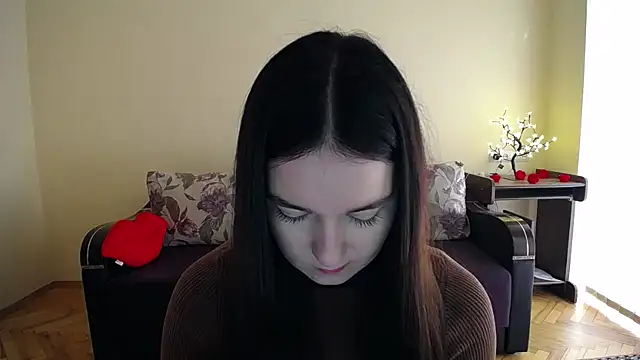 Pretty shy online show from April 24, 8:39 am