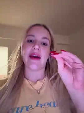 isisxoxx online show from March 11, 10:01 pm