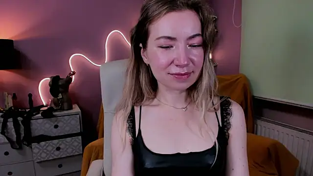 Mia Tasty online show from September 19, 6:56 am