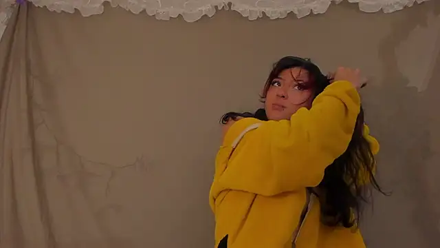 BonnieCute  online show from February 26, 11:48 pm