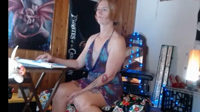 JamieBottoms online show from March 11, 11:58 am