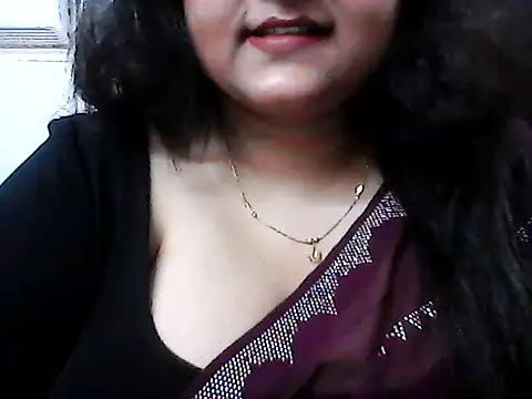 smile pretty online show from April 23, 4:42 pm