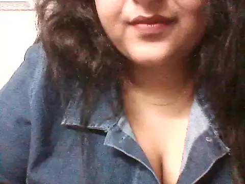 smile pretty online show from April 22, 6:38 pm