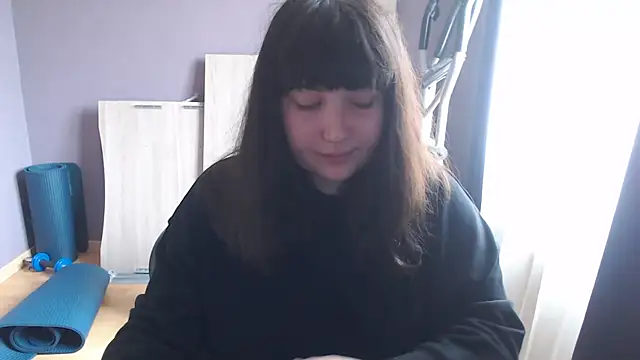 Snapshot of Lynylou chatting on September 13, 12:46 pm Lynylou online show from September 13, 12:46 pm