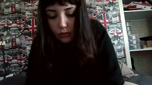 Snapshot of Lynylou chatting on October 10, 3:06 pm Lynylou online show from October 10, 3:06 pm