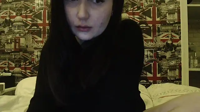 Lynylou online show from February 9, 11:29 pm