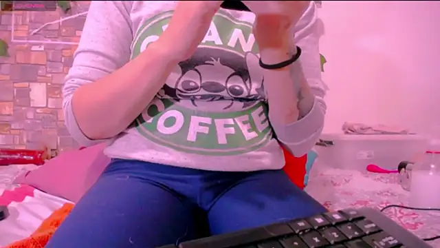 CrazyRousex online show from April 21, 4:36 pm