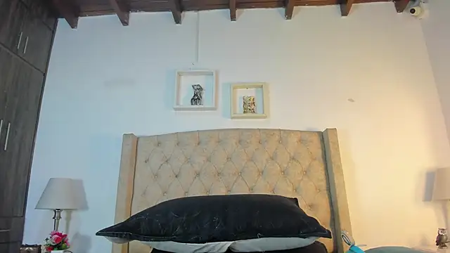 allisson m online show from October 14, 12:08 pm