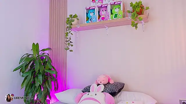 emily bank online show from April 23, 8:22 pm