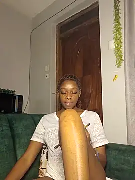 Yoyo   online show from March 19, 9:52 pm