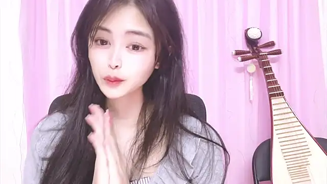 ---MIA--- online show from December 4, 2:41 pm