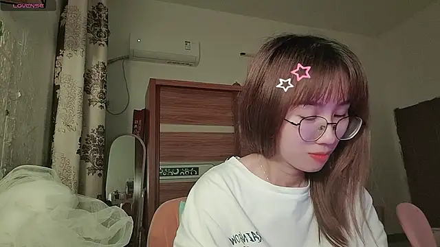 Lili 666 online show from April 26, 4:38 pm