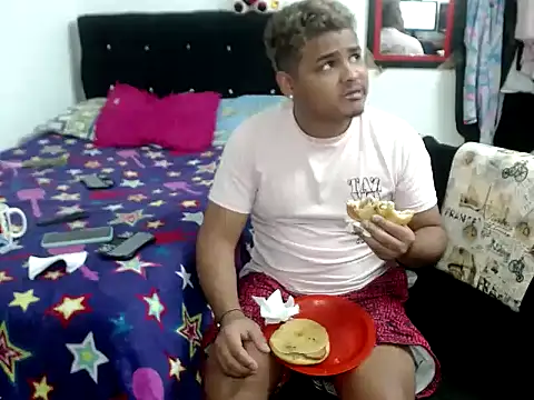 Boycuriousxxx online show from September 28, 2:55 pm