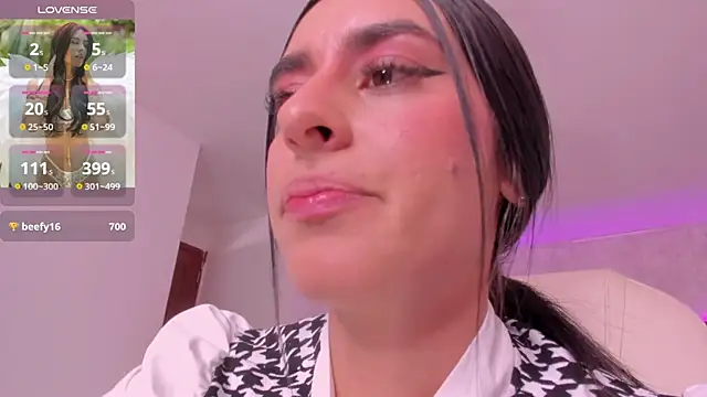 karlaa james online show from June 4, 3:16 pm