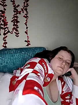 Snapshot of tvshtvsh24 chatting on September 28, 5:36 am tvshtvsh24 online show from September 28, 5:36 am