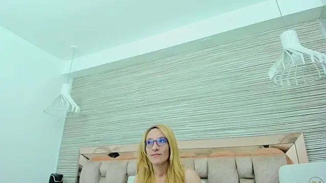 maddy cartter online show from October 6, 2:12 pm