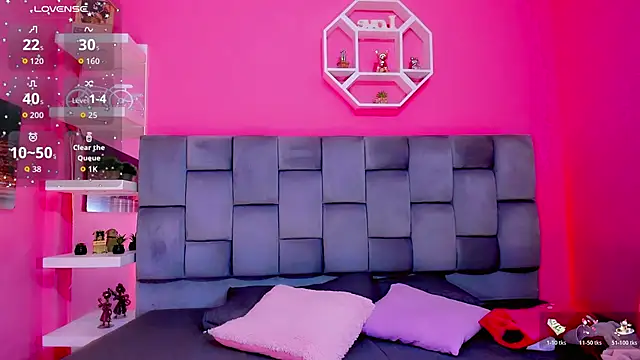 Saamanthaa11 online show from April 28, 5:11 am