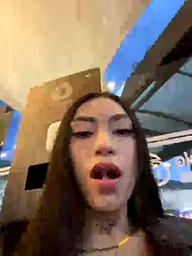 Snapshot of Effy_Bonny chatting on October 2, 10:59 pm Effy Bonny online show from October 2, 10:59 pm