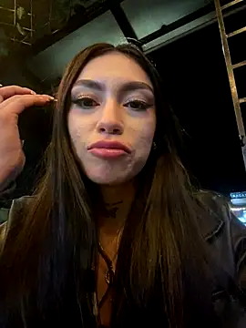 Snapshot of Effy_Bonny chatting on October 6, 2:28 am Effy Bonny online show from October 6, 2:28 am