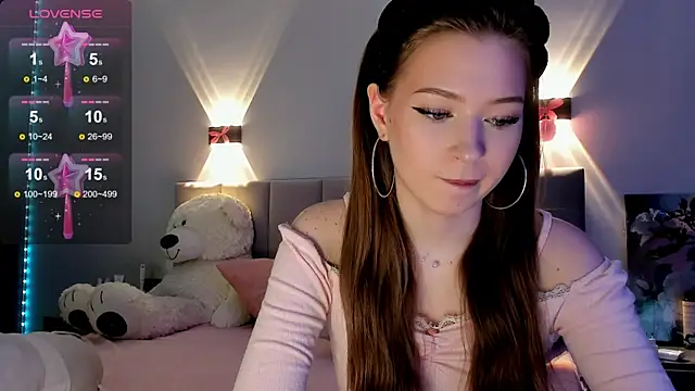 Snapshot of diana_nier chatting on September 21, 7:12 pm diana nier online show from September 21, 7:12 pm