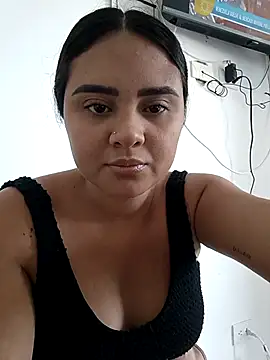 sexy-latin10 online show from April 24, 1:25 pm