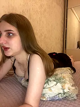 MollyDolle online show from October 27, 9:20 pm