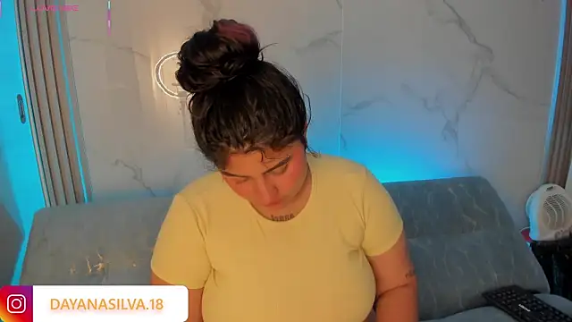 Snapshot of dayan_silva_ chatting on September 29, 1:11 am dayan silva online show from September 29, 1:11 am