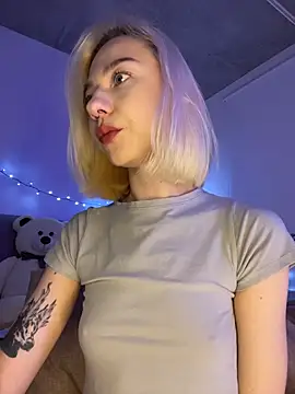  urbestie  online show from March 18, 11:21 pm