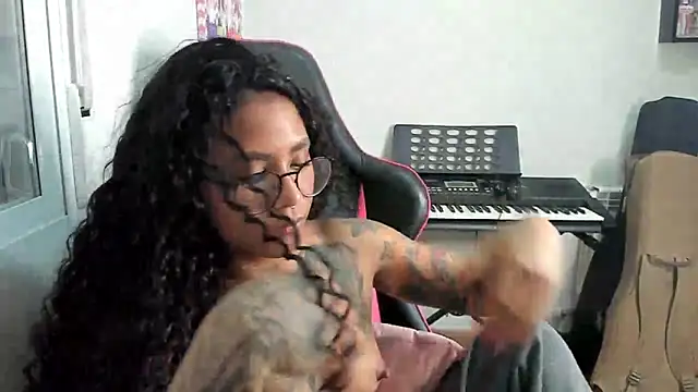 Ama music online show from April 22, 7:55 pm