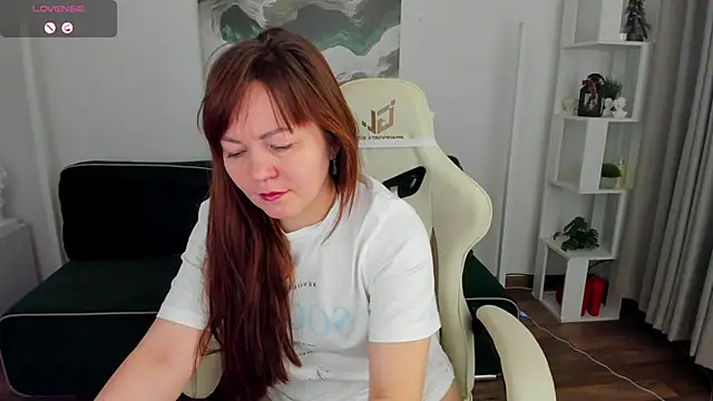 VanessaSmuth online show from February 17, 2:00 am